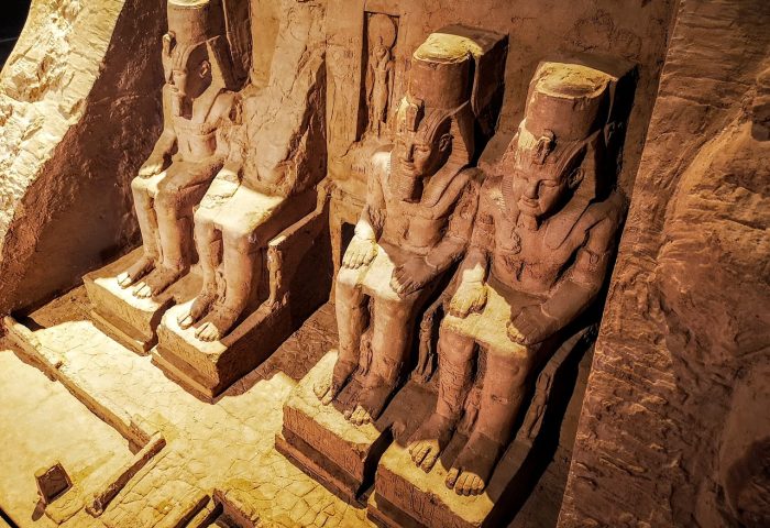 abu-simbel-4862713_1280