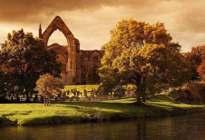 bolton-abbey-89222_1920