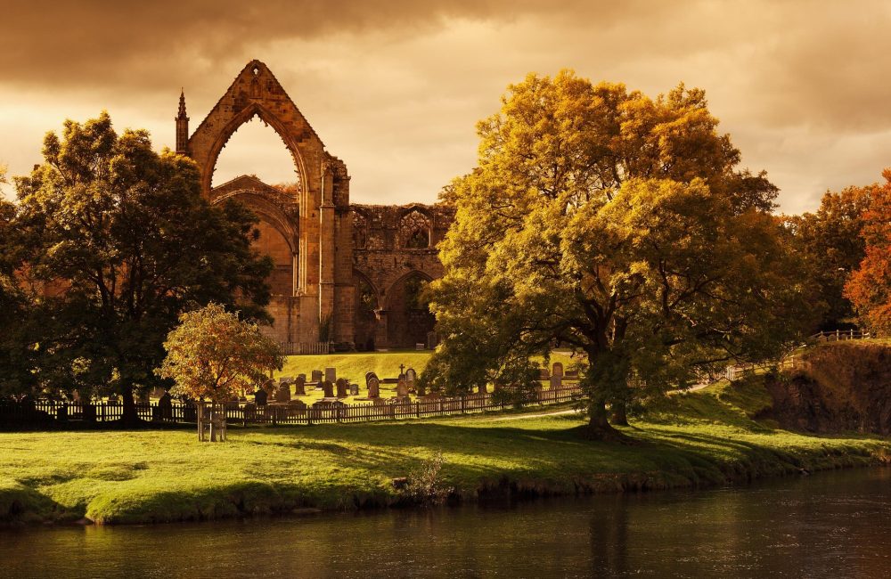 bolton-abbey-89222_1920